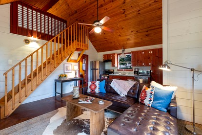 Spacious Texas Cabin Rental near Pedernales Falls for Weekend Getaways from Austin - Johnson City, Texas - glamping.directory
