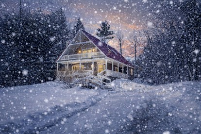 Tranquil and Secluded Cabin with Hot Tub in North Conway, near White Mountain National Forest, NH - glamping.directory