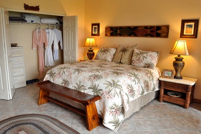 Modern and Eco-Friendly Bungalow on the Big Island of Hawaii - Hawi, Hawaii - glamping.directory