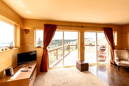 Unique Tower Cabin Rental with Panoramic Views of Park City, Utah - Tollgate Canyon, Utah - glamping.directory