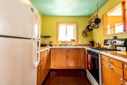 Unique Tower Cabin Rental with Panoramic Views of Park City, Utah - Tollgate Canyon, Utah - glamping.directory