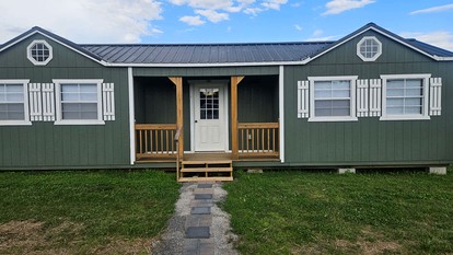 Family-Friendly Cabin Retreat in Tennessee – 2 Bedrooms, Private Patio, Fire Pit & Daily Country Breakfast - glamping.directory