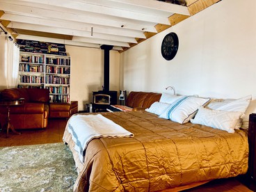 Spa Glamping Experience in a Tiny Barn, to Relax in Flagstaff - Flagstaff, Arizona - glamping.directory
