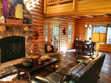 Family-Friendly Log Cabin Rental in California's Gold Country near Sacramento - Volcano, California - glamping.directory