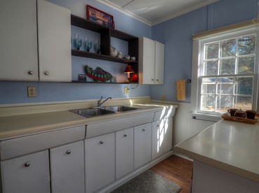 Breathtaking Riverside Cottage with Hot-tub in Estes Park, Colorado - Estes Park, Colorado - glamping.directory