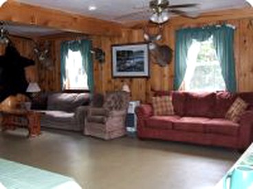 Peaceful Cabin Rental with Lake Views near East Grand Lake, Maine - Danforth, Maine - glamping.directory