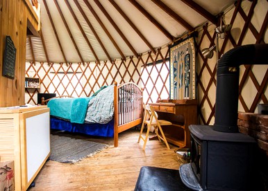 Magical Marshall Accommodation Ideal for a Peaceful Getaway in North Carolina - Marshall, North Carolina - glamping.directory