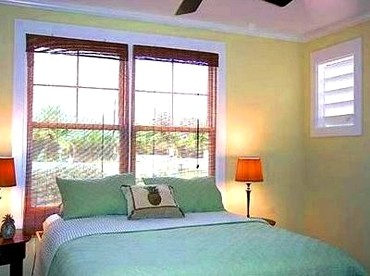 Tropical Getaway for 10 with Swimming Pool in Kekaha, Hawaii - Kekaha, Hawaii - glamping.directory