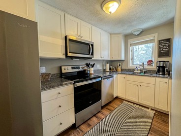 Charming Rental Great for a Family Holiday Getaway in New Hampshire - North Conway, New Hampshire - glamping.directory