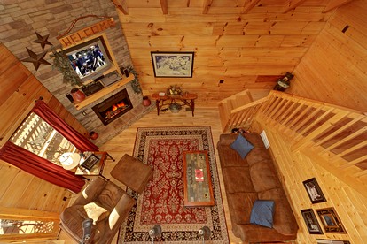 Smoky Mountain Cabin Rental for Glamping in Tennessee - Gatlinburg, Tennessee - glamping.directory