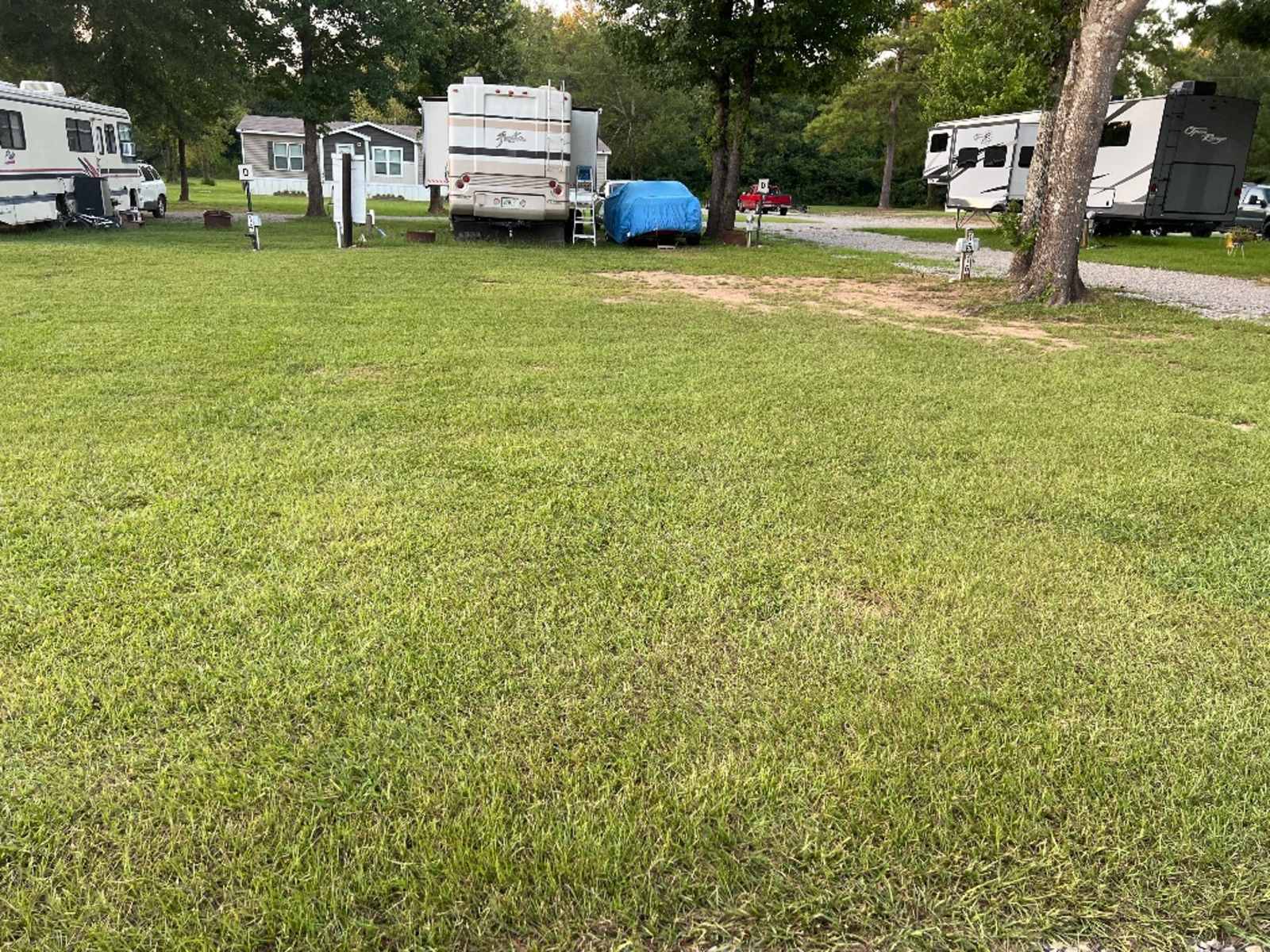 Talladega Pit Stop RV Park & Campground - Lincoln, Alabama - glamping.directory