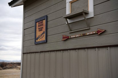 Charming Vintage Cabin Retreat near Jefferson River in Montana - Whitehall, Montana - glamping.directory