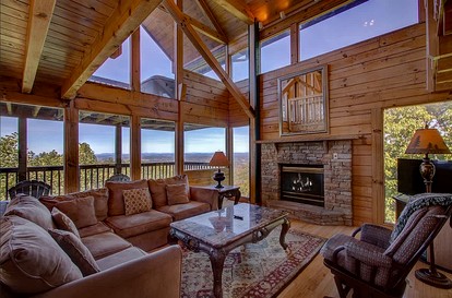 Stunning Mountain View Cabin with Hot Tub & Game Room near Pigeon Forge, Sevierville TN - Sevierville, Tennessee - glamping.directory