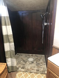 Dog-Friendly Log Cabin for a Memorable Family Getaway near Youghiogheny River Lake in Pennsylvania - Markleysburg, Pennsylvania - glamping.directory