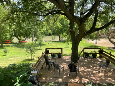 Pet-Friendly Cabin on the Banks of the Colorado River in Bastrop, TX - Bastrop , Texas - glamping.directory