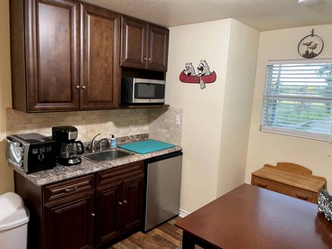 Pet-Friendly Cabin on the Banks of the Colorado River in Bastrop, TX - Bastrop , Texas - glamping.directory