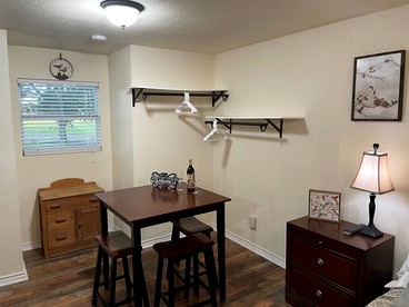 Pet-Friendly Cabin on the Banks of the Colorado River in Bastrop, TX - Bastrop , Texas - glamping.directory