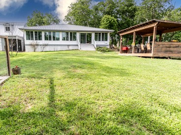 Pet-Friendly Cabin on the Banks of the Colorado River in Bastrop, TX - glamping.directory