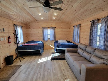 Private Pet-Friendly Cabins with Fire Pit for Nature Escapes in Clear Spring, Maryland, for Memorable Family Glamping Trips - Clear Spring, Maryland - glamping.directory