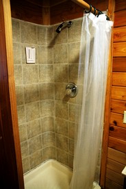 Quaint Cabin Suitable for Four Among Nature in Alaska - Cooper Landing, Alaska - glamping.directory