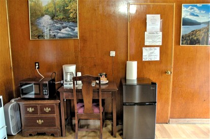 Quaint Cabin Suitable for Four Among Nature in Alaska - glamping.directory