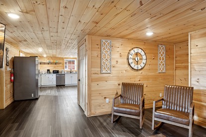Unforgettable Glamping Vacations in Sevierville, Tennessee, in this Charming Cabin for Four - Sevierville, Tennessee - glamping.directory