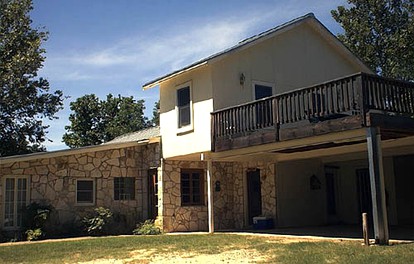 Gorgeous Stone Vacation Rental with a Fireplace in Ingram, Texas - Ingram, Texas - glamping.directory