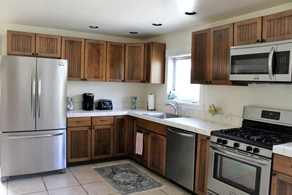 Charming Dog-Friendly Beach House with Fire Pit & Jetted Tub Near Carters Beach in Hancock, Maine - Hancock, Maine - glamping.directory