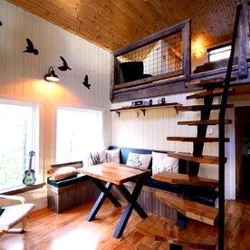Luxurious Tree House with Hot Tub and Firepit, Perched over Littlefield Pond, Perfect for a Relaxing Weekend Getaway near Portland, Maine - Sanford, Maine - glamping.directory
