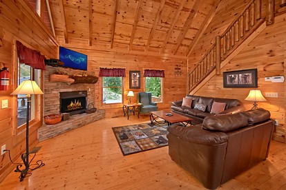 Great Smoky Mountains Cabin with Epic Views and a Hot Tub - Sevierville, Tennessee - glamping.directory
