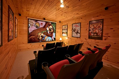 Great Smoky Mountains Cabin with Epic Views and a Hot Tub - Sevierville, Tennessee - glamping.directory