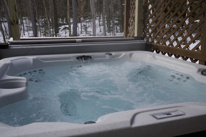 Stunning Modern Cabin with Fire Pit in Killington, Vermont - Killington, Vermont - glamping.directory