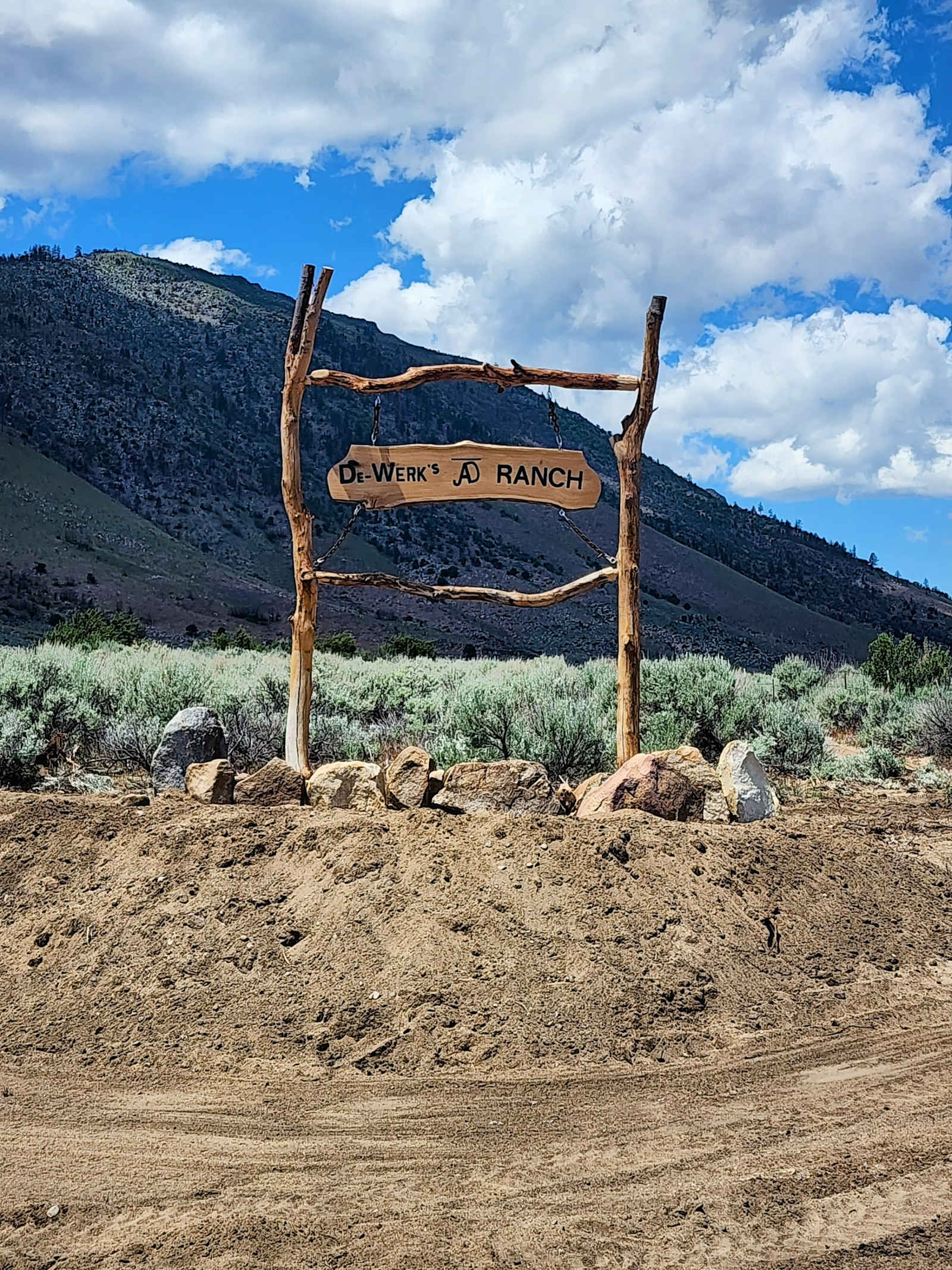 The 395 Ranch, Seclusion & Views! - Doyle, California - glamping.directory