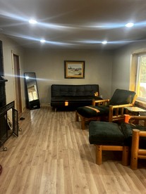 Spacious Cabin with Fire Pit, Perfect for a Family Getaway to Custer State Park - Sturgis, South Dakota - glamping.directory