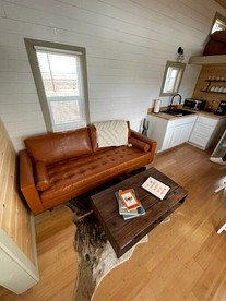 Cozy Retreat: Glamping Getaway in a Tiny House near the Grand Canyon, AZ - Williams, Arizona - glamping.directory