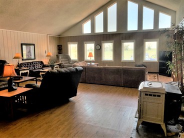 Inviting Log Cabin Rental Perfect for a Family Getaway in Center, Colorado - Center, Colorado - glamping.directory