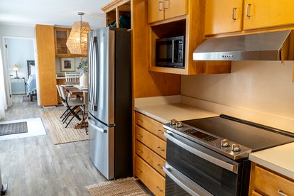 Beachfront Cottage with Gorgeous Sights in Dauphin Island, Alabama - Dauphin Island, Alabama - glamping.directory