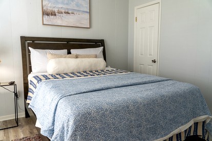 Beachfront Cottage with Gorgeous Sights in Dauphin Island, Alabama - Dauphin Island, Alabama - glamping.directory