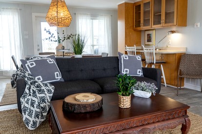 Beachfront Cottage with Gorgeous Sights in Dauphin Island, Alabama - Dauphin Island, Alabama - glamping.directory