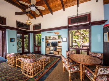 Luxury Villa Rental with Stunning Ocean Views in Kealakekua Bay, Hawaii - Honaunau, Hawaii - glamping.directory