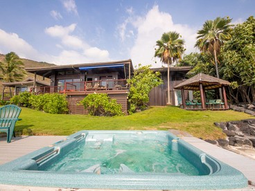 Luxury Villa Rental with Stunning Ocean Views in Kealakekua Bay, Hawaii - glamping.directory