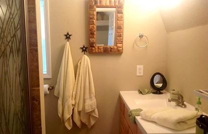 Simple and Cozy Cabin Rental on Private Ranch Retreat near Austin, Texas - Waelder, Texas - glamping.directory