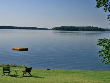 Lakeside Cabin Rental for Families near Cohasset, Minnesota - Cohasset, Minnesota - glamping.directory