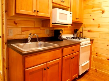 Cozy Michigan Cabin Getaway in Huron National Forest - Grayling , Michigan - glamping.directory