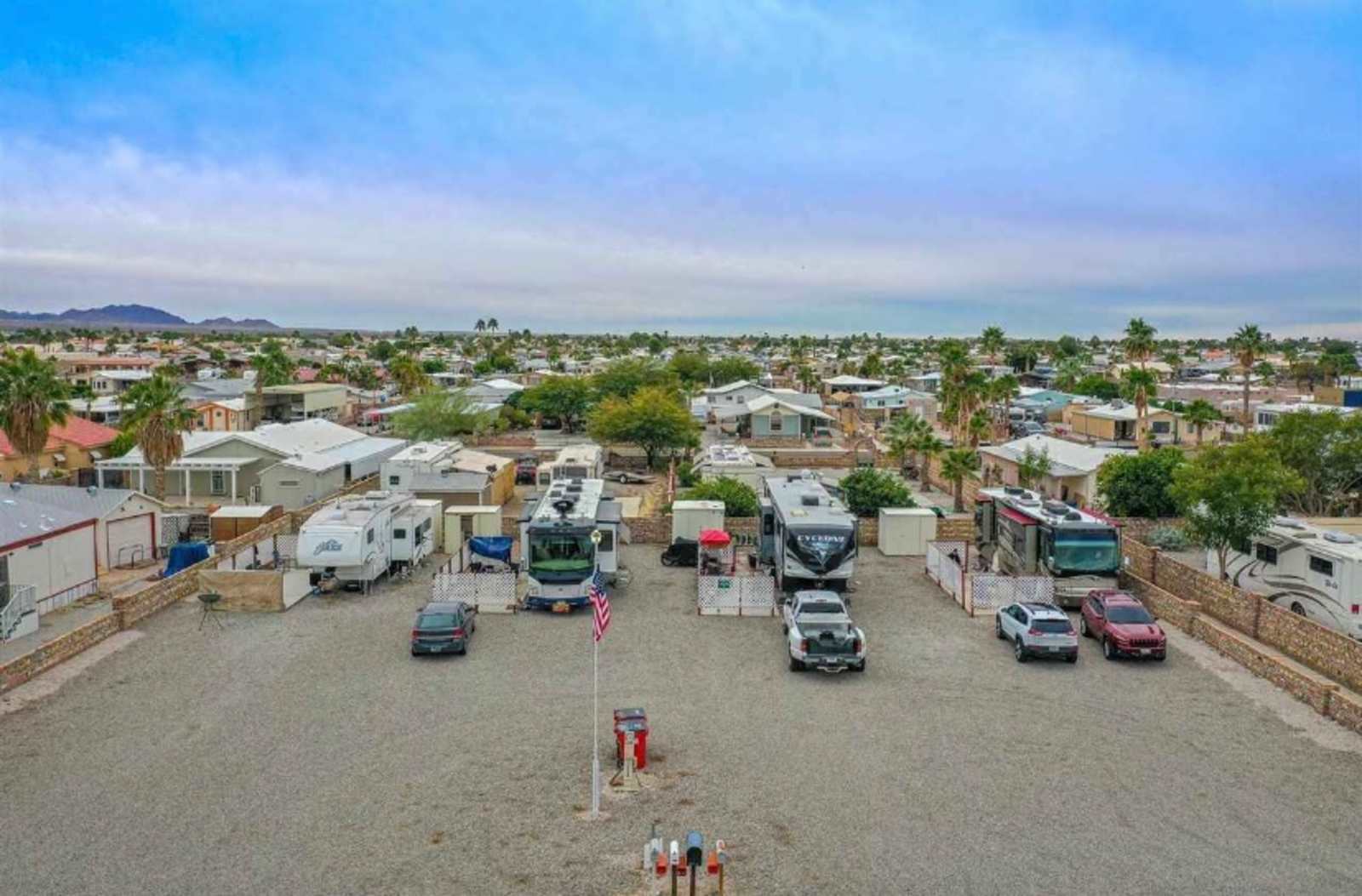 Yuma’s Own Little Campland - Yuma, Arizona - glamping.directory