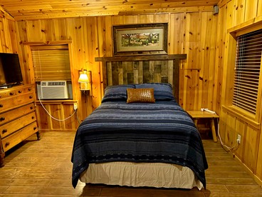 Rustic Studio Cabin in Texas Hill Country near Medina Lake, Perfect for a Weekend of Fishing or Kayaking - Mico, Texas - glamping.directory