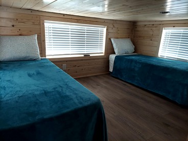 Corpus Christi Getaway in this Lovely Cabin Rental in Texas - Corpus Christi, Texas - glamping.directory