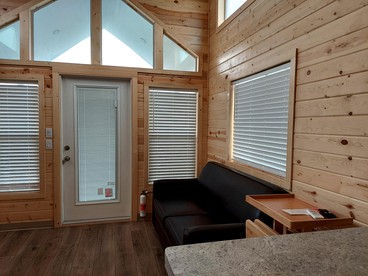 Corpus Christi Getaway in this Lovely Cabin Rental in Texas - Corpus Christi, Texas - glamping.directory