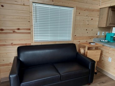 Corpus Christi Getaway in this Lovely Cabin Rental in Texas - Corpus Christi, Texas - glamping.directory
