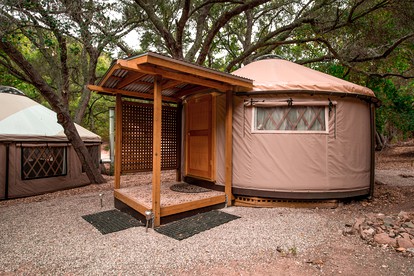 Elegant Yurt Tucked Beneath Oak Trees on Southern California Ranch - Cayucos, California - glamping.directory
